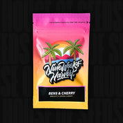 Das Saatgutpaket von Nine Weeks Harvest Bens & Cherry zeigt Palmen und ein Sonnenuntergangsmotiv.